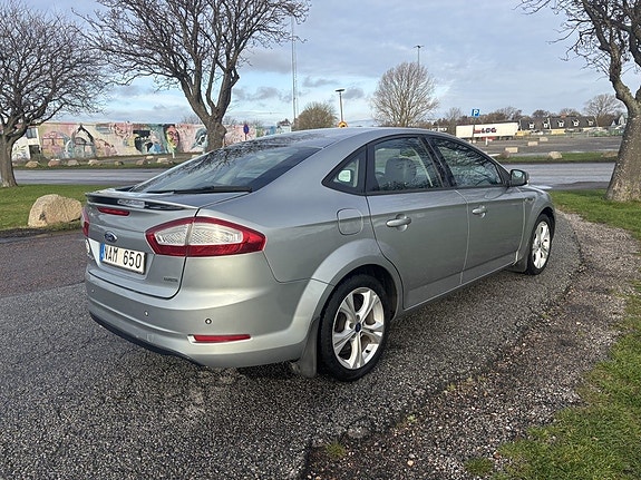 Ford Mondeo 4 of 5