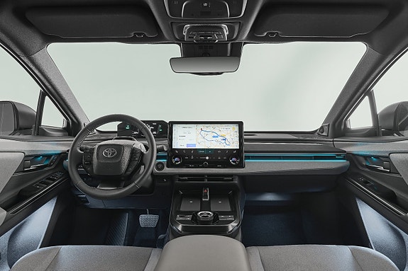 Toyota C-HR 4 of 6