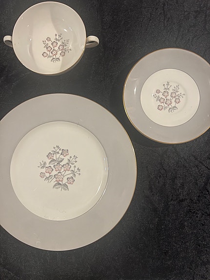 Product image 1 of 3