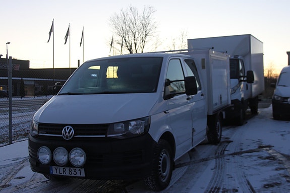 Volkswagen Transporter 2 of 5