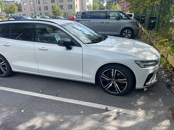 Volvo V60 9 of 18