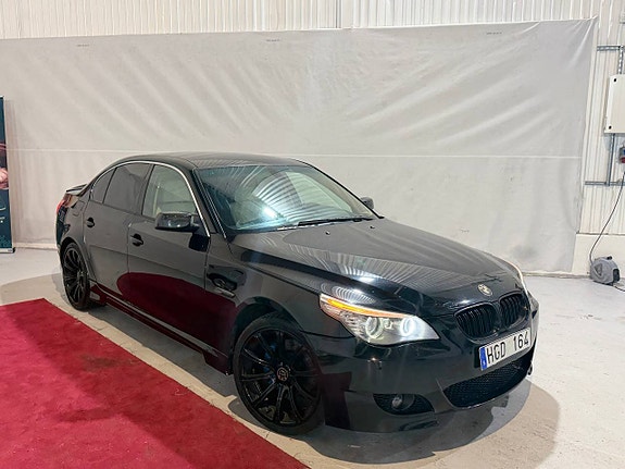 BMW 525i A-Traktor / M-sport CarPlay Låga mil / Hemlverans