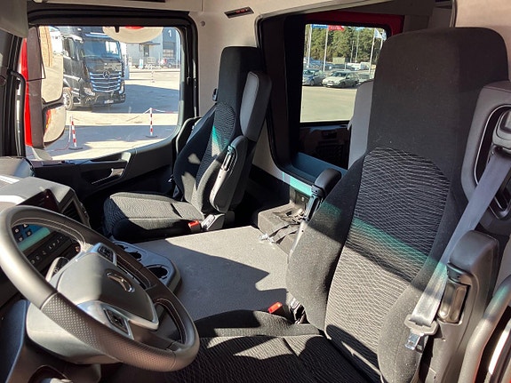 Mercedes-Benz Actros 2143 12 of 14