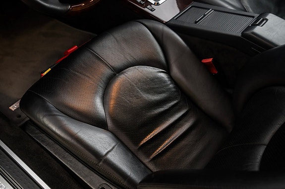Mercedes-Benz SL320 16 of 26
