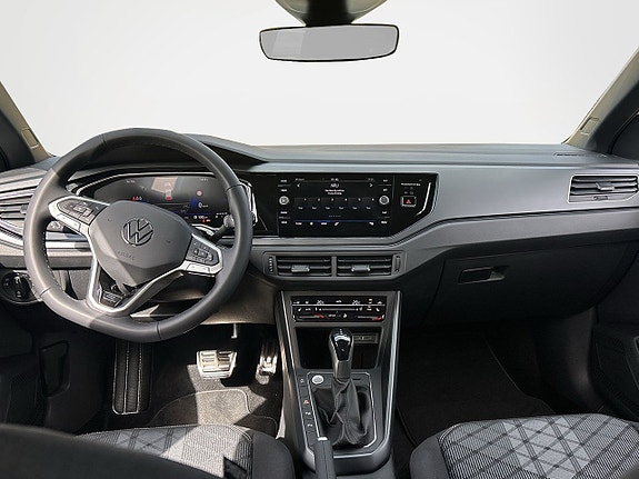 Volkswagen Taigo 12 of 12