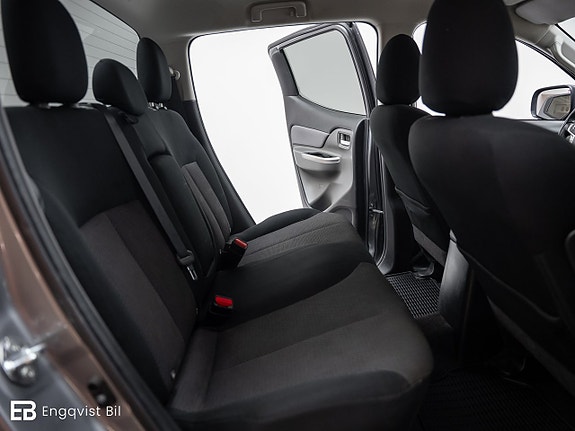 Mitsubishi L200 19 of 27