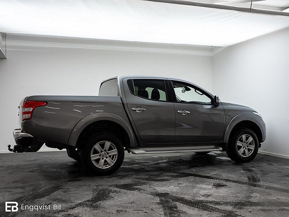 Mitsubishi L200 8 of 27