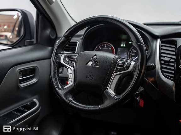 Mitsubishi L200 22 of 27