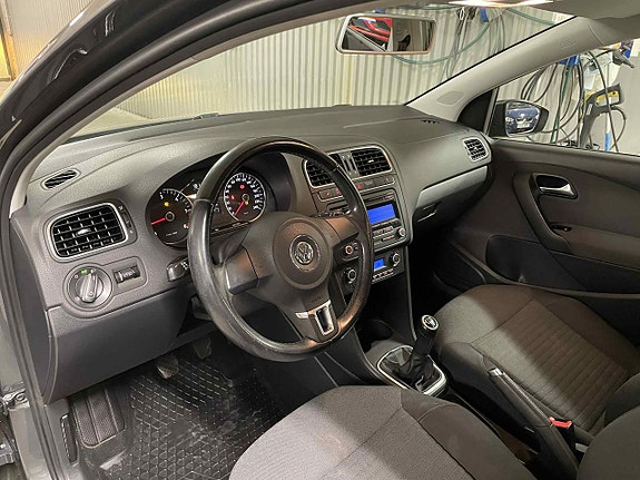 Volkswagen Polo 7 of 21