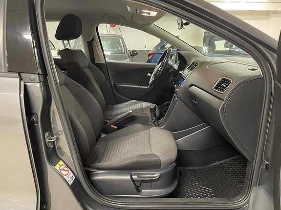 Volkswagen Polo 11 of 21