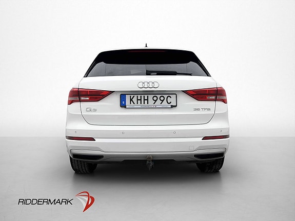 Audi Q3 7 of 26