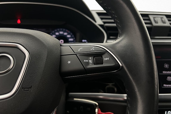 Audi Q3 16 of 26