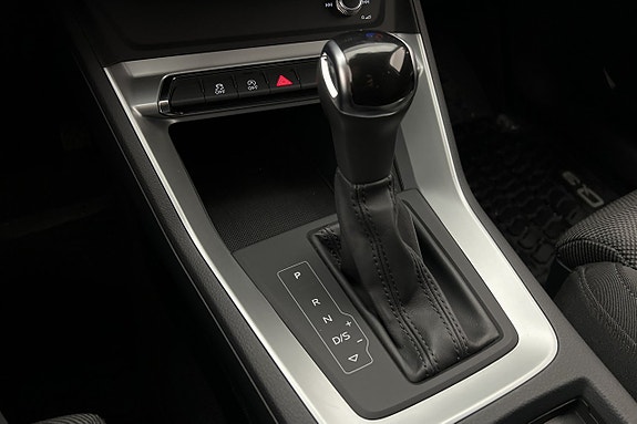 Audi Q3 20 of 26