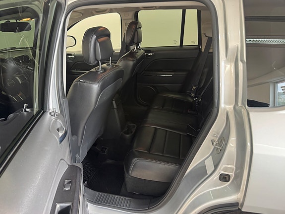 Jeep Compass 11 of 14