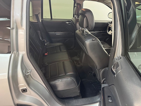 Jeep Compass 12 of 13