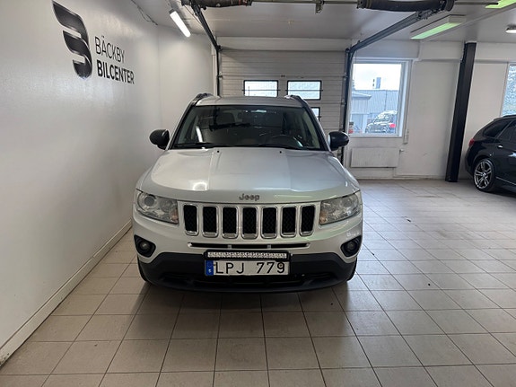 Jeep Compass 8 of 14