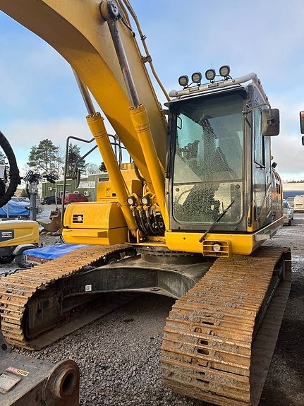 Komatsu PC 210 LC-11