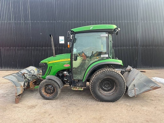 John Deere 3720