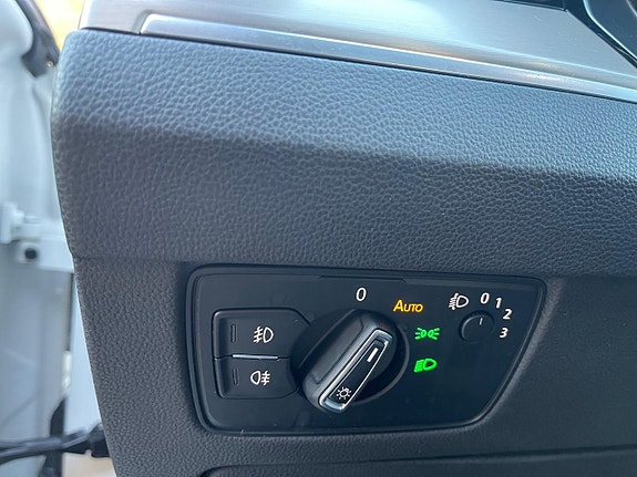 Volkswagen Passat 23 of 26