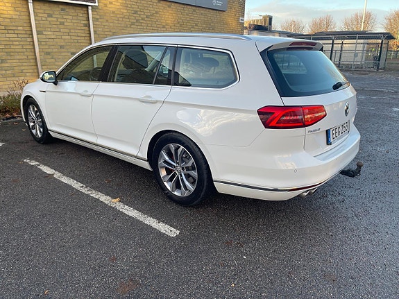 Volkswagen Passat 8 of 26