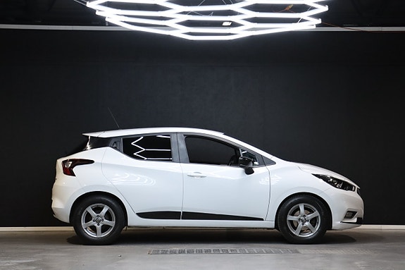 Nissan Micra 4 of 5