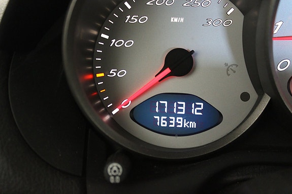 Porsche Cayman S 8 of 13