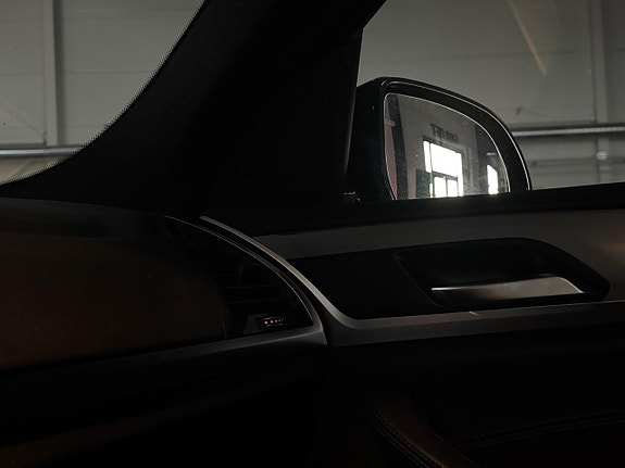 BMW X4 17 of 18