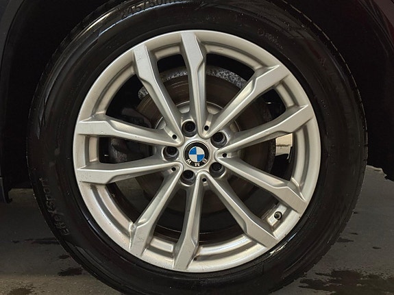 BMW X4 9 of 18