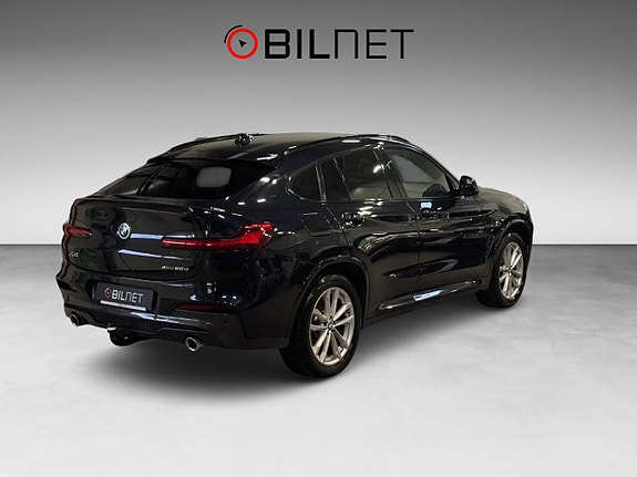 BMW X4 2 of 18