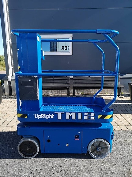 UpRight Pelarlift TM12
