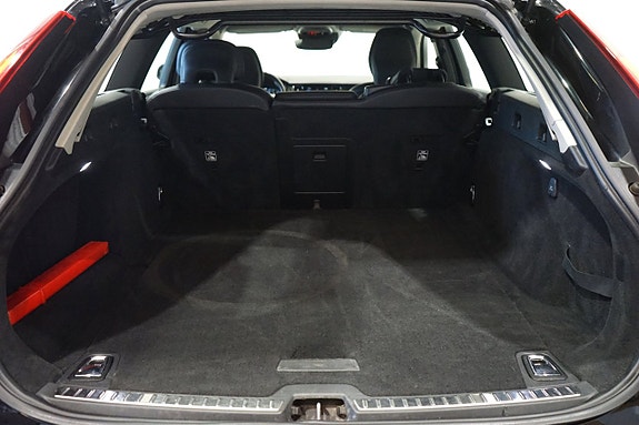 Volvo V90 10 of 11