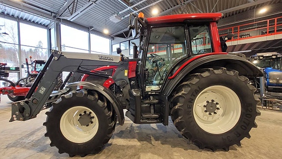Valtra N92 / Lastare / 4222 timmar