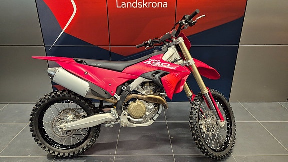 Ducati Desmo 450 MX 2 of 13