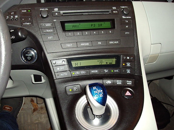 Toyota Prius 5 of 5