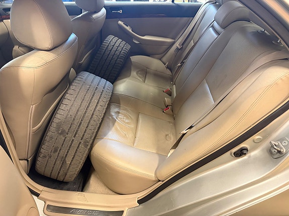 Toyota Avensis 20 of 21