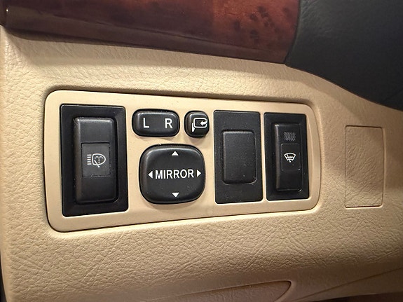 Toyota Avensis 13 of 21