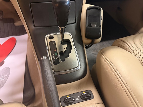 Toyota Avensis 19 of 21