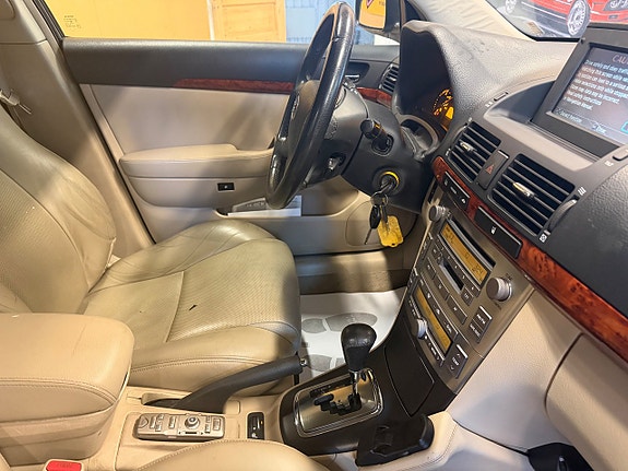 Toyota Avensis 15 of 21
