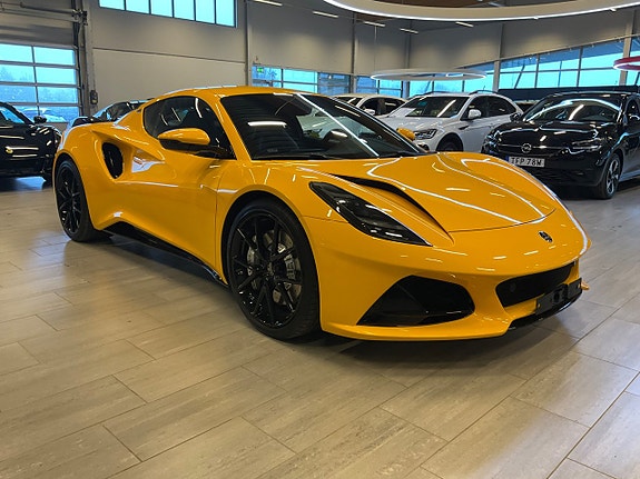 Lotus Emira 3 of 16