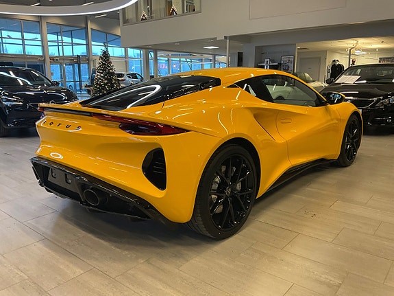 Lotus Emira 4 of 16