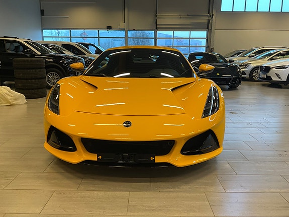 Lotus Emira 2 of 16
