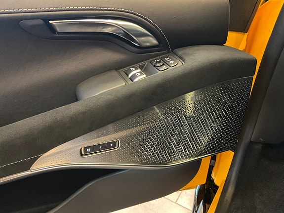 Lotus Emira 12 of 16