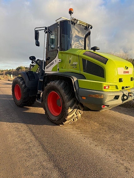 CLAAS Torion 956 2 of 14
