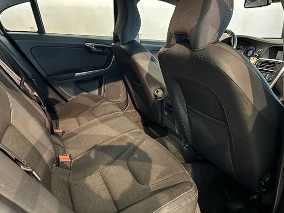 Volvo S60 9 of 11