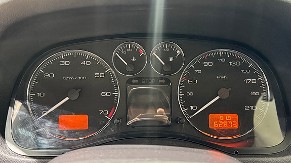 Peugeot 307 9 of 16