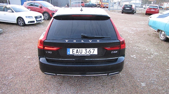 Volvo V90 3 of 5