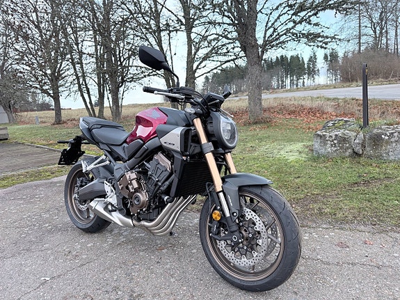 Honda CB650RC E-Clutch