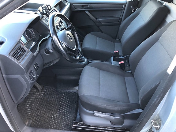 Volkswagen Caddy Maxi 13 of 26