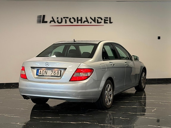 Mercedes-Benz C180 6 of 20