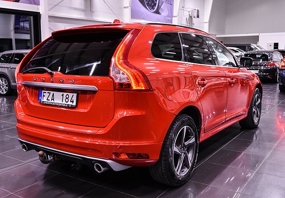 Volvo XC60 9 of 19